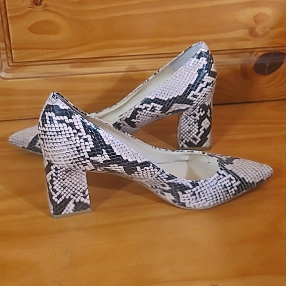 Marc Fisher Ltd Python Print Block Heels - Picture 6 of 13